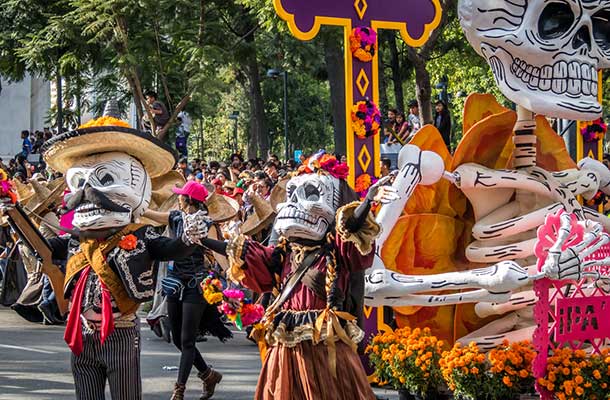 Day of the Dead in Mexico: Dia de los Muertos