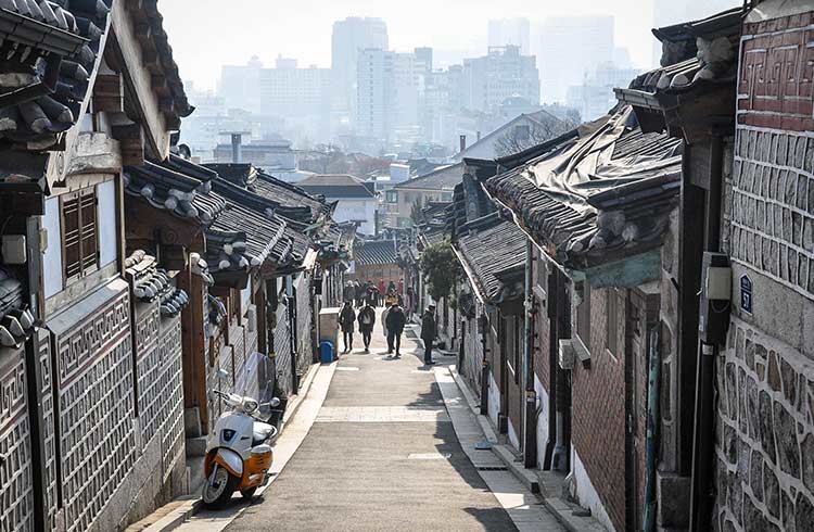 A Nomad's Guide to Seoul: Top Things to See & Do