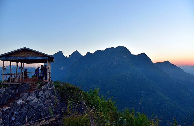 Hiking, Cycling, History & Culture in Northern Laos