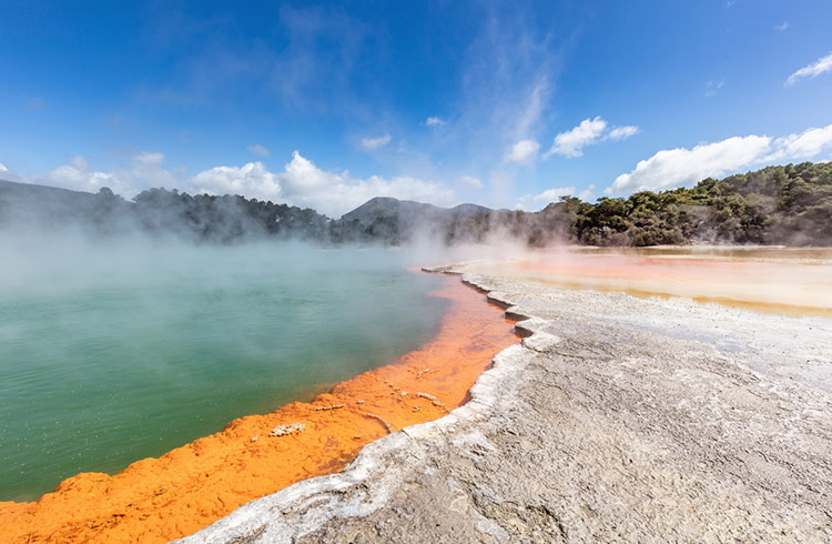 Discover the Geothermal Wonders of Rotorua & Lake Taupo