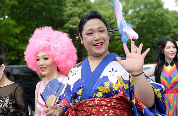 Two people at Tokyo Pride Parade