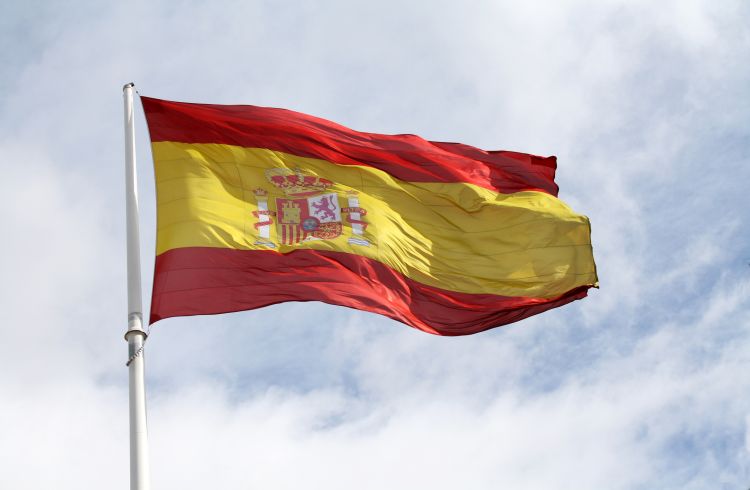 travel alerts spain