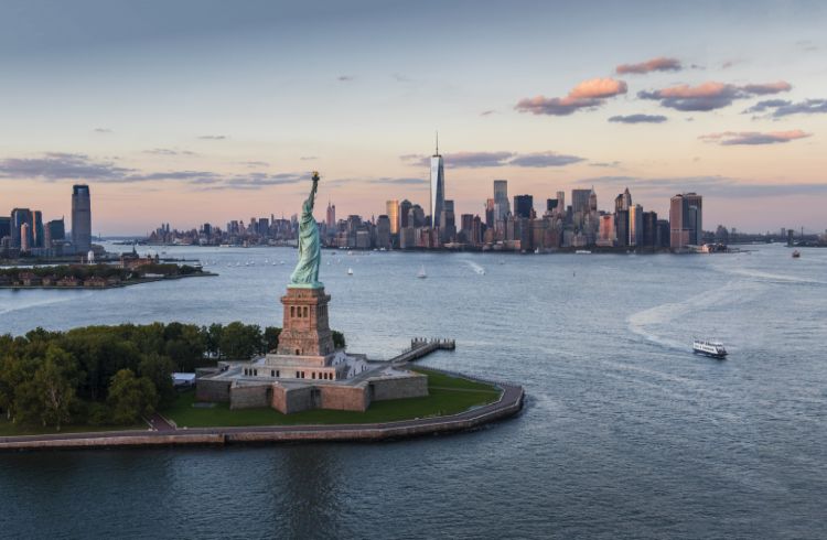 Is New York Safe? Tips for the Traveler