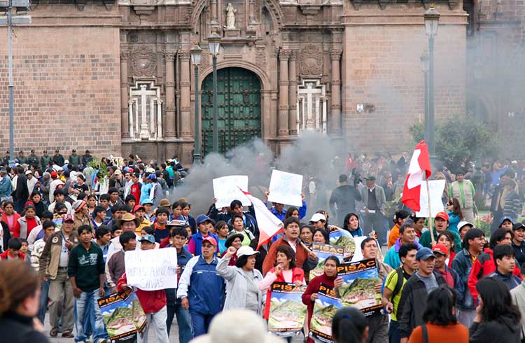 Protests in Peru: A Traveler's Guide to Staying Safe
