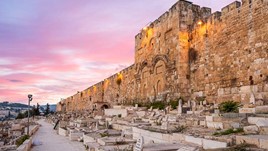 Etiquette Tips for Travelers at Religious Sites in Israel