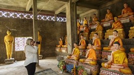 Kelly on assignment in Cambodia