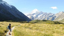 Travel Writers Wanted: New Zealand Insiders' Guide