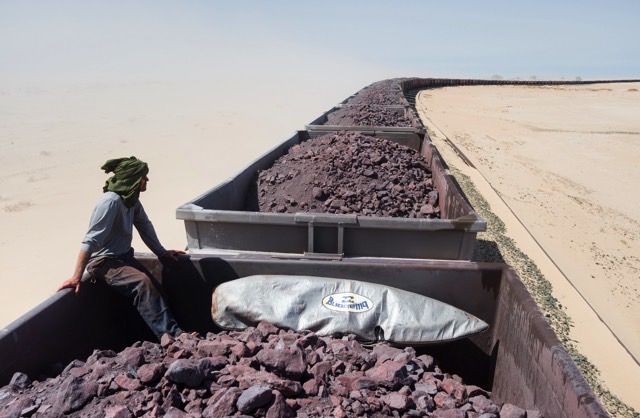 Train hopping in the Sahara desert