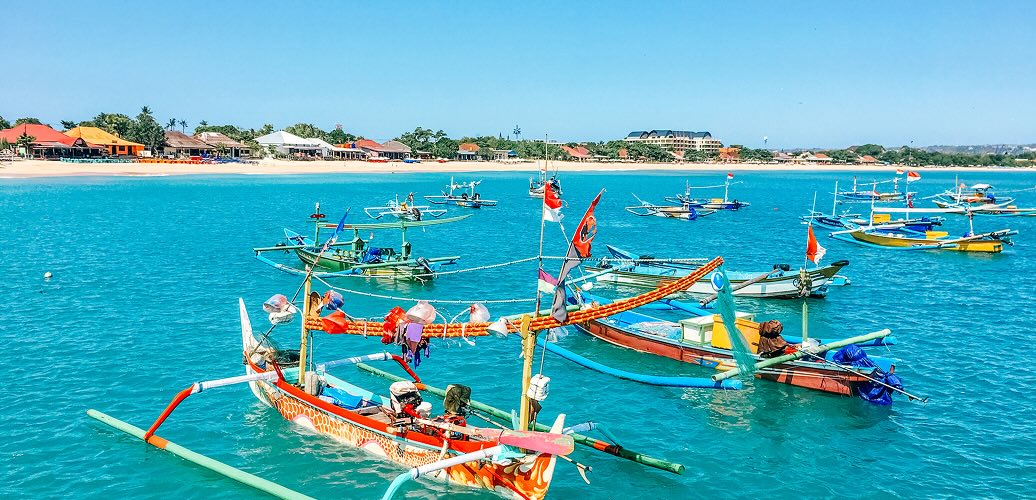 Indonesia jukung boating