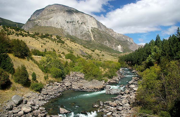 Beautiful natural landscape in Coyhaique, the Río Simpson River and mountains