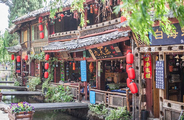 Traditional Chinese wooden building in the Old Town of Lijiang, Yunnan province