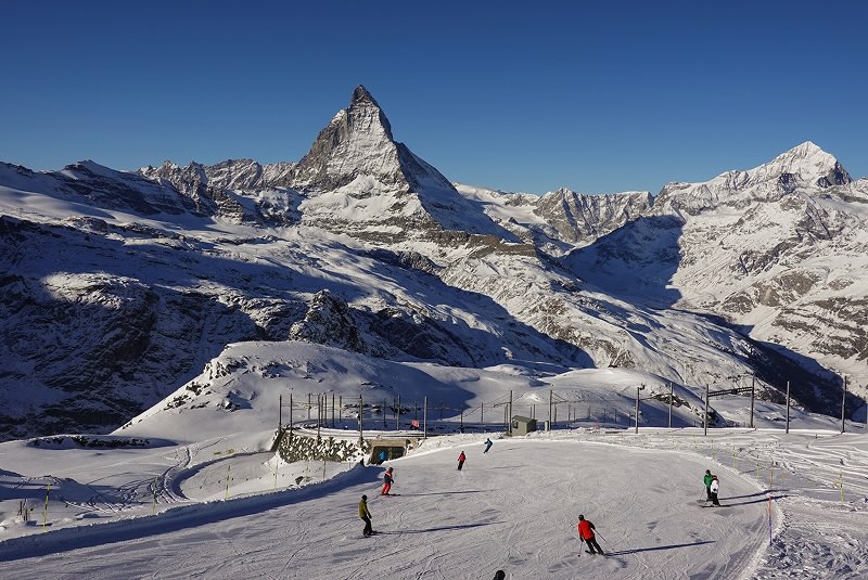 Late-season skiing in Zermatt