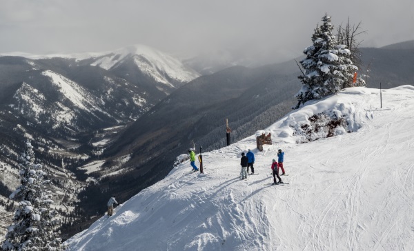 Bluebird Colorado: A Local's Guide to Skiing in the Rockies