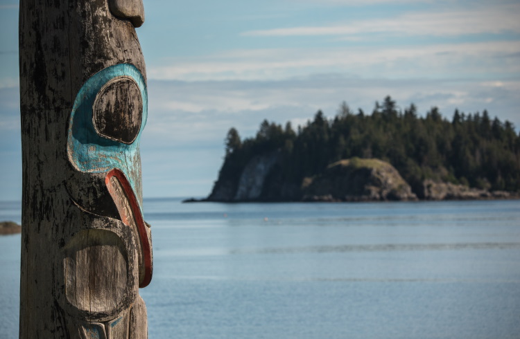 A totem pole on the Haida Gwaii archipelago in British Colombia, Canada.