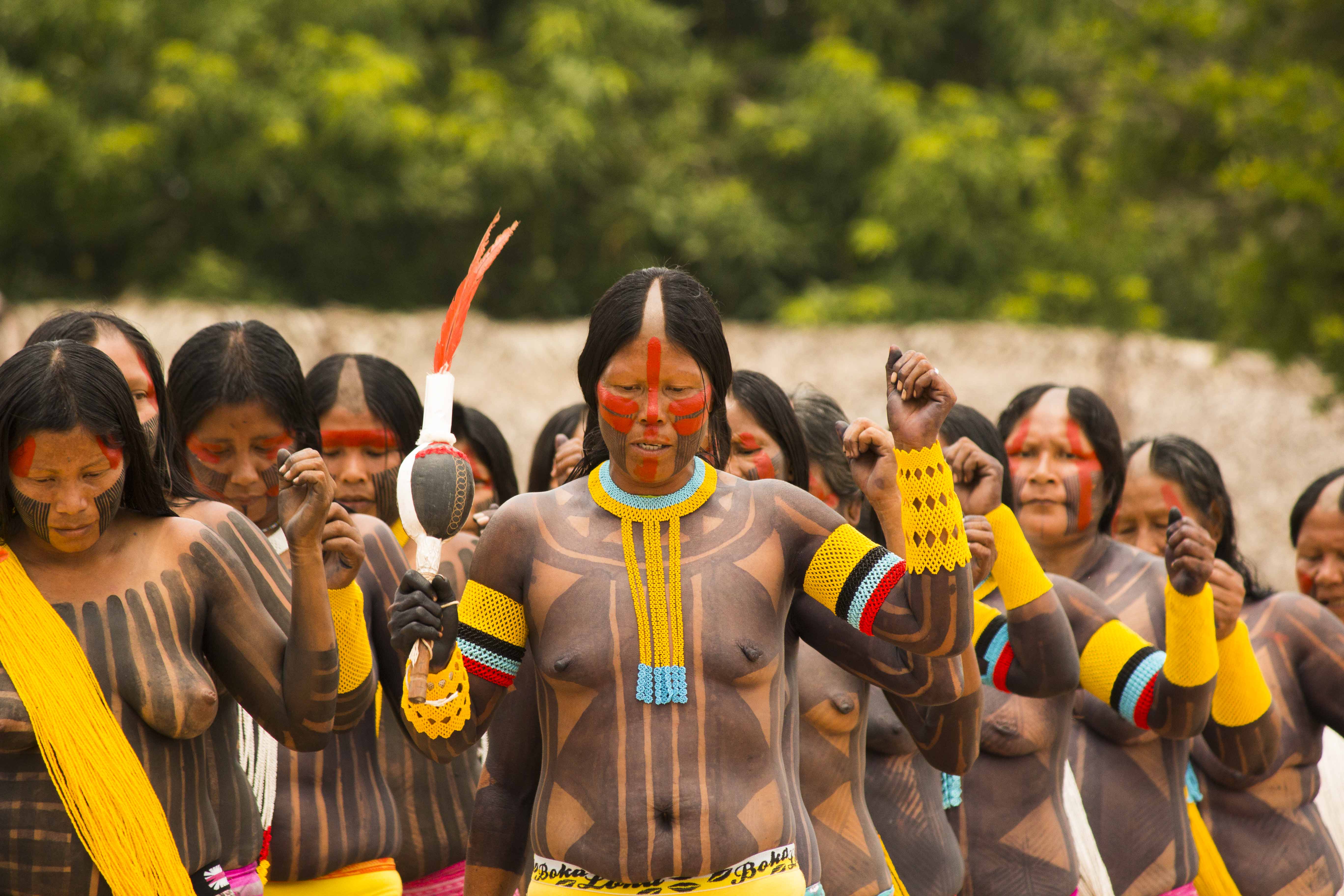 The kayapo-mebêngokrê are one of the main indigenous ethnicities in Brazil. Festivities are frequently held, and neighbouring villages usually take part.