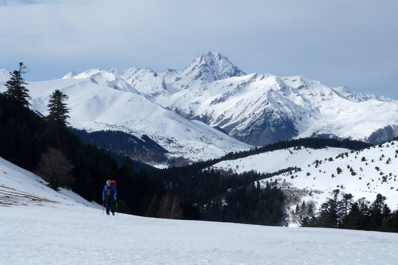 View on the highest peak of the Pyrénées Mountains