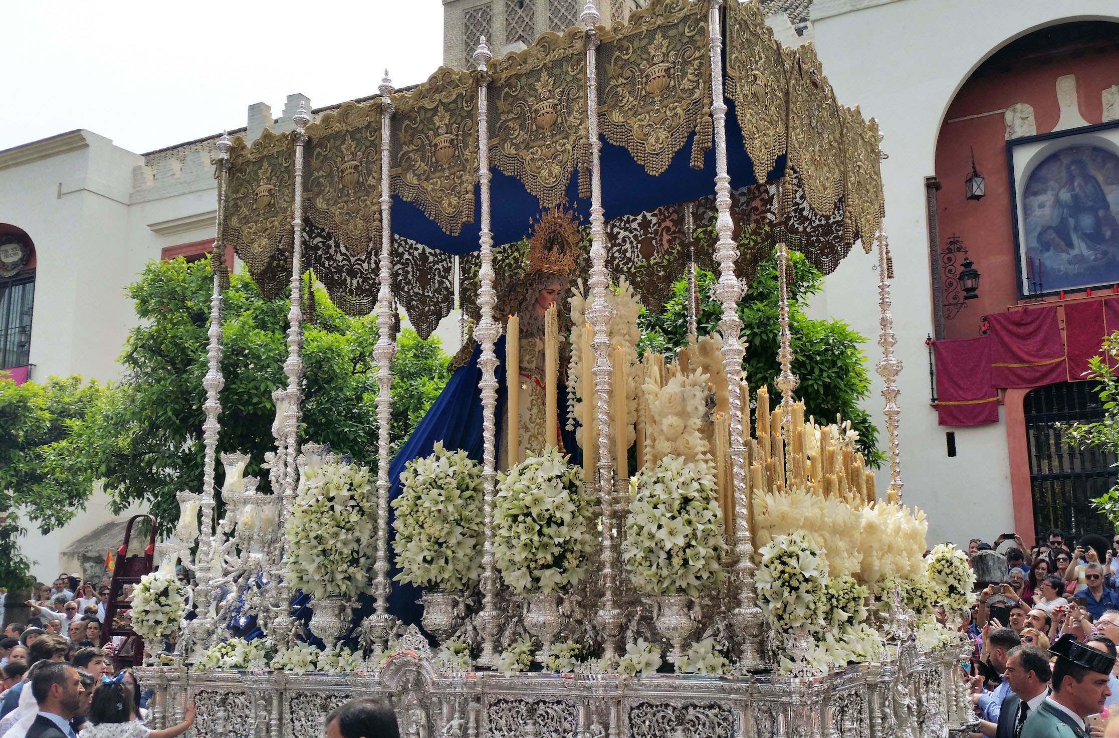 Large floats, or pasos,  are adorned with religious sculptures depicting Jesus or Mary. Many brotherhoods have owned and preserved their pasos for hundreds of years.