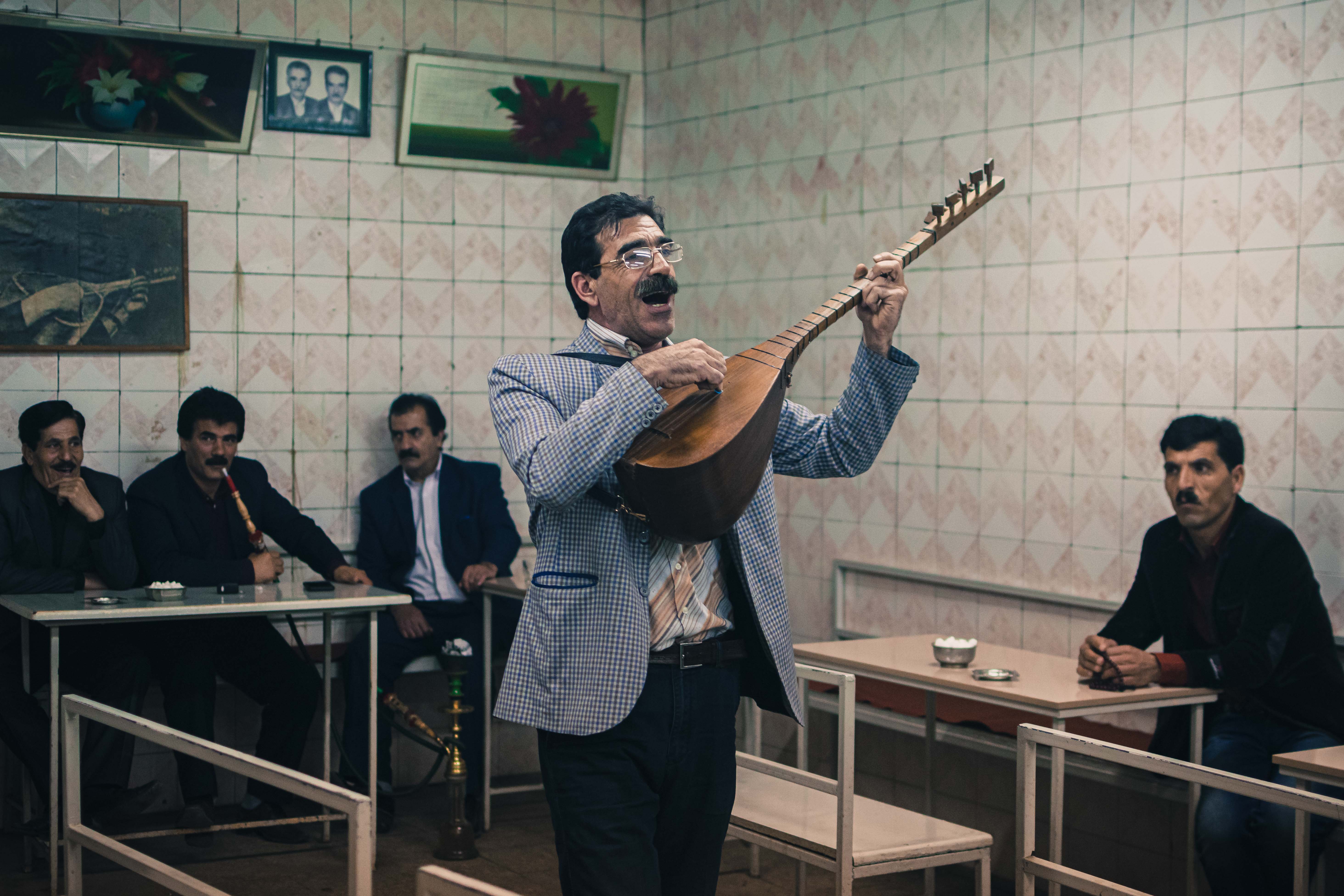 The Arts are the lifeblood of Persian culture, from the 14th Century poet Hafez of Shiraz to present-day tea houses playing traditional Azeri music in Tabriz. Welcomed with a shisha and sweetened tea, I had the honour of listening to an Azerbaijani ashug playing the saz and telling stories of old.