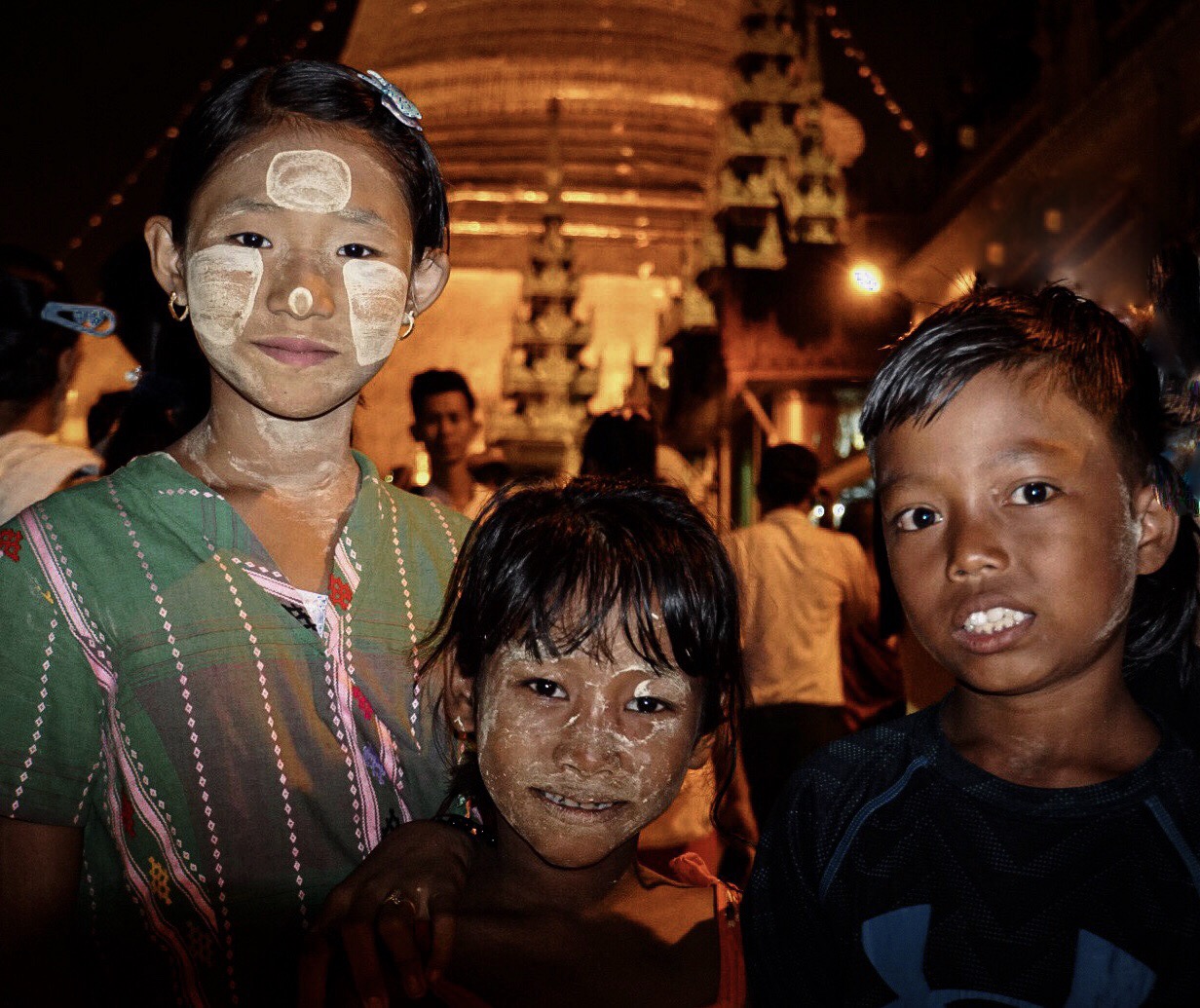 Burmese kids celebrating The Tazaungdaing Festival in Shwedagon Pagoda, Yangon.