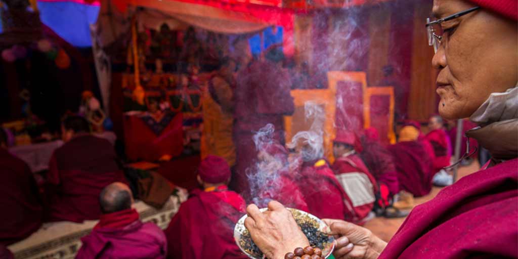 Customs and Etiquette in Nepal 5 Tips for Travelers