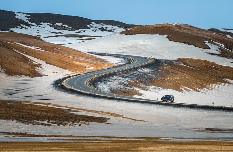 Safety Tips for Driving in Iceland: Are the Roads Safe?