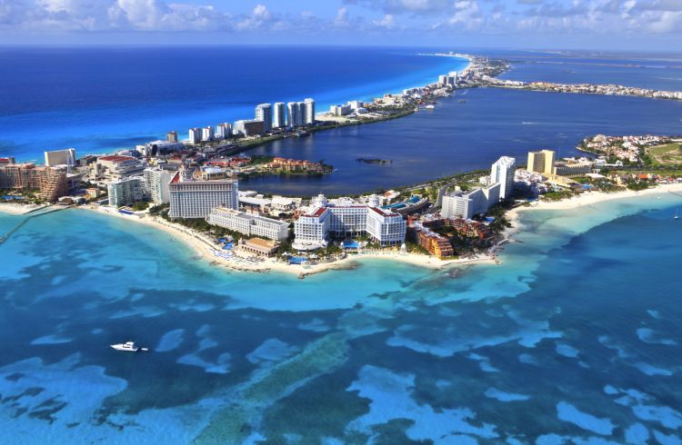 An ariel view of Cancun