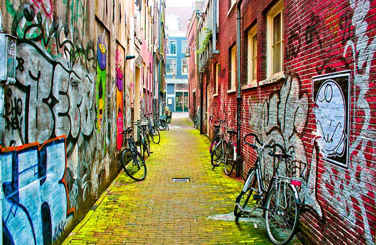 Graffiti in an alleyway of Amsterdam